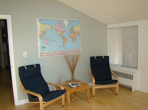5th image of 1 Longwood Dr #105