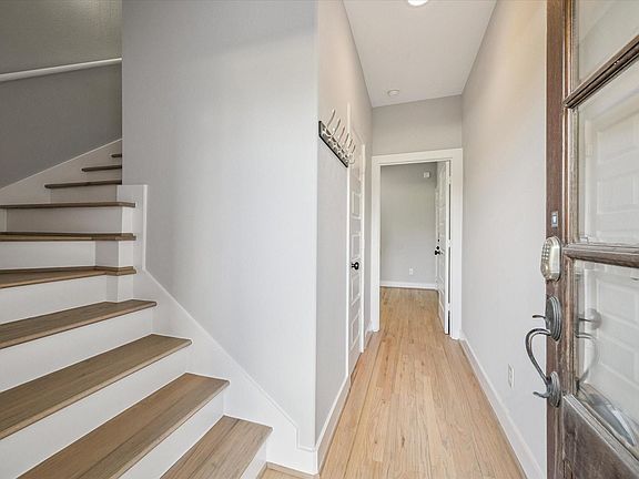 5th image of 1544 W 23rd St
