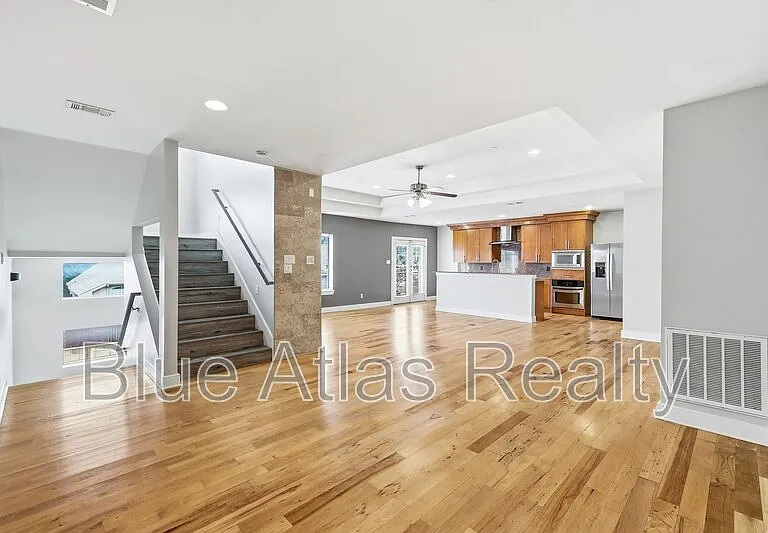 2690 Rockbrook Dr #4 — Photo 6