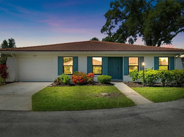 5017 Vivienda Way #29, Sarasota, FL 34235