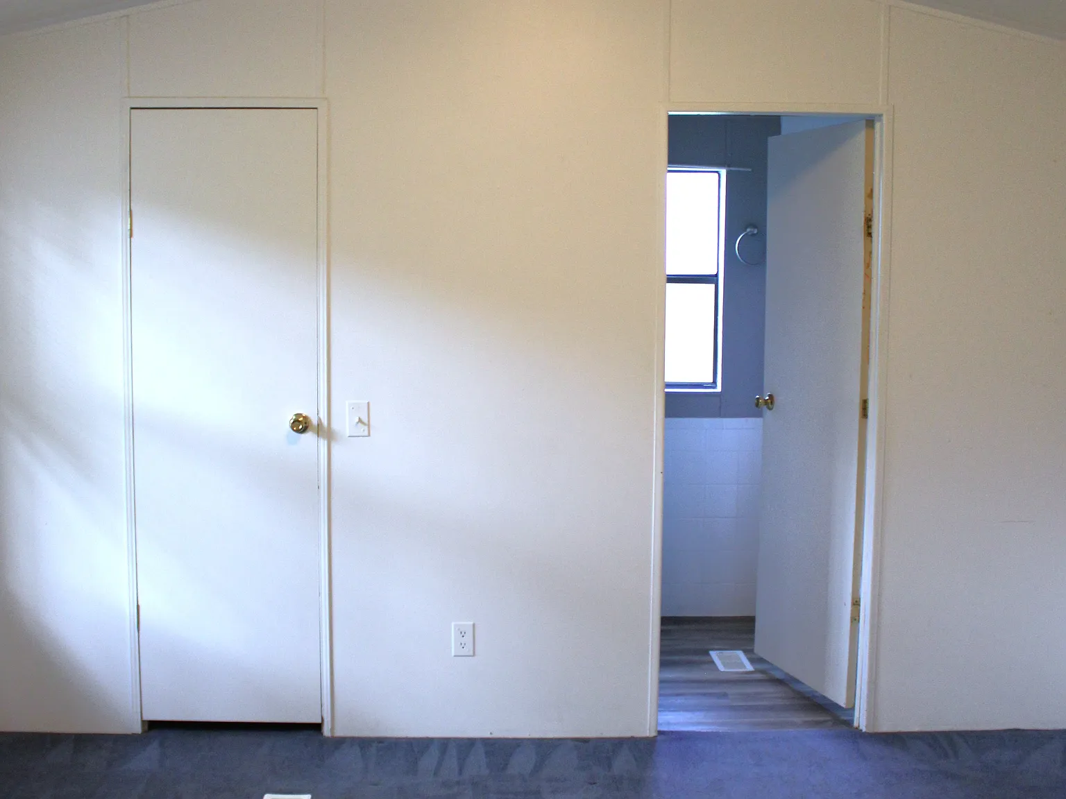 2 bed, 1.5 bath, 924 sqft, $1,250 — Photo 4