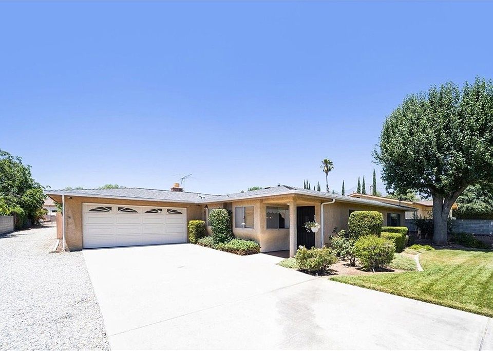 1st image of 7220 Hellman Ave
