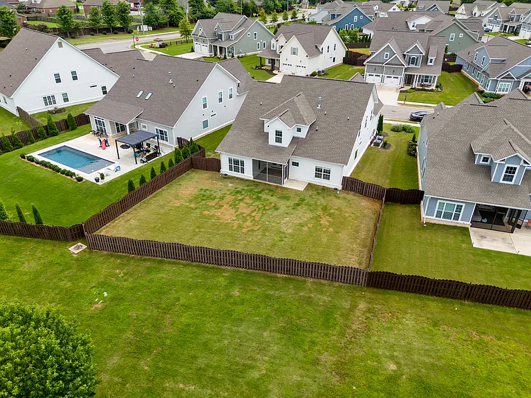 6605 Waxwood Dr — Photo 35