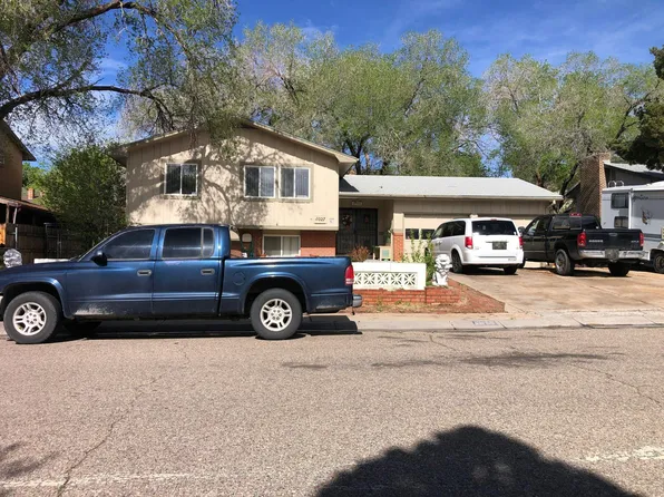 4027 North Dr, Pueblo, CO 81008