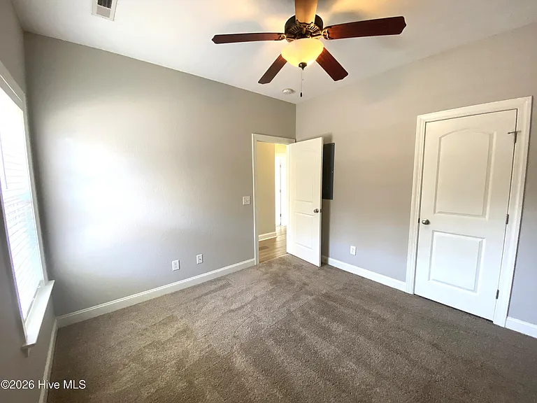 2044 Cambria Dr #A — Photo 11
