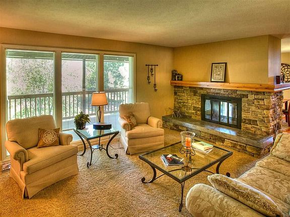 4th image of 5010 S Dearborn Dr