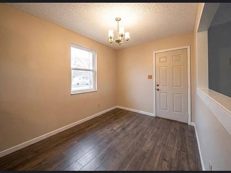 24010 Turtle Ln — Photo 5