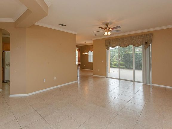 5th image of 237 New River Dr