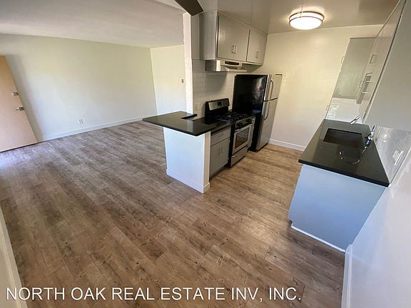 2nd image of 2854 Rowena Ave APT 11