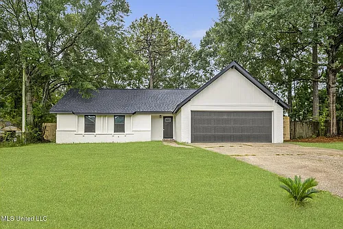 214 W Lakewood Dr Photo 1