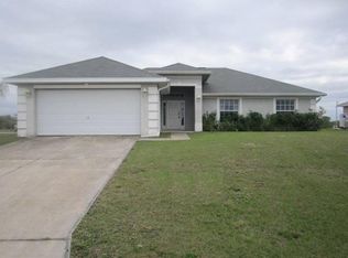 410 NE 9th Ter, Cape Coral, FL 33909