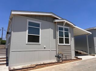 3444 W Center St #3, Riverside, CA 92501