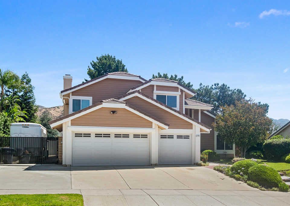 1st image of 3190 Crazy Horse Dr