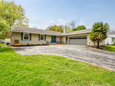 81 Deerfield Dr, Canandaigua, NY, 14424