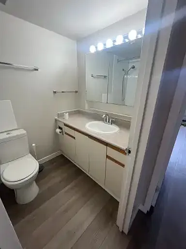 1230 Nelson St #1A — Photo 8