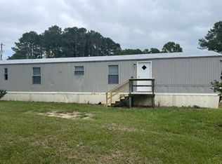 39 Travis Ln, Pinetops, NC 27864