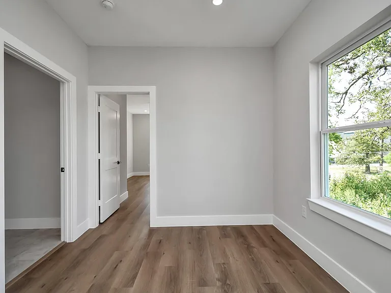 4706 Gunter St — Photo 15