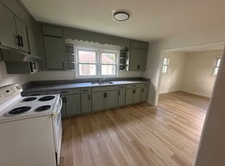 207 Hubbard St, Reidsville, NC 27320