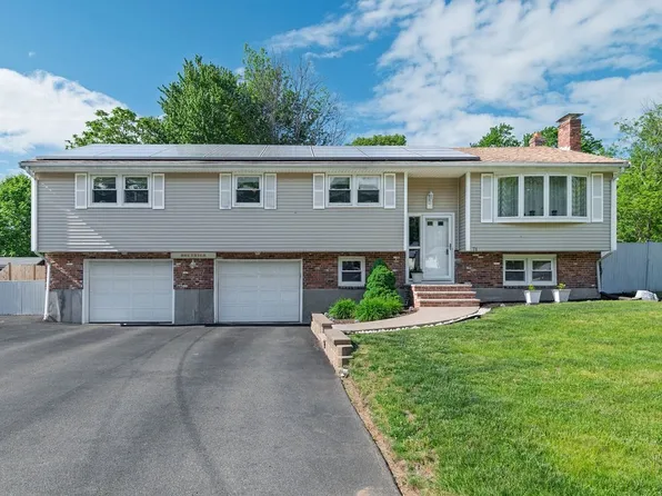 71 Albany St, Brockton, MA 02301