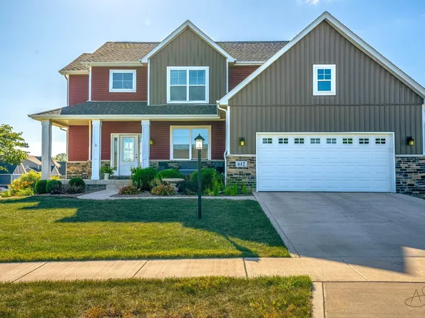 612 Village Pkwy, Lowell, IN 46356