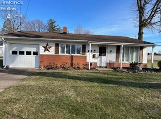 2916 Peterson Ln, Sandusky, OH