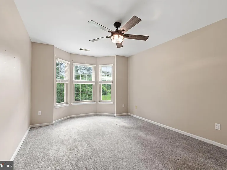 2104 Brookhaven Dr — Photo 12