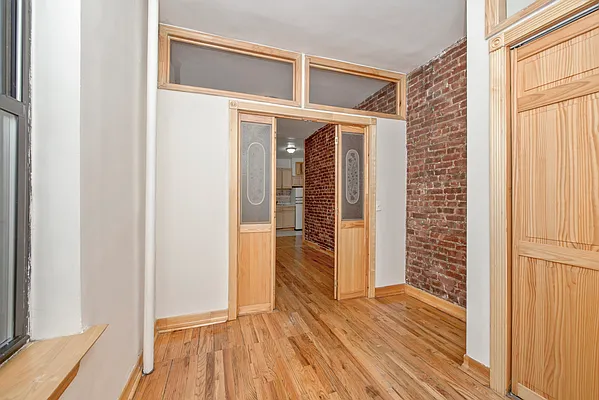 Rented by Compass | media 2