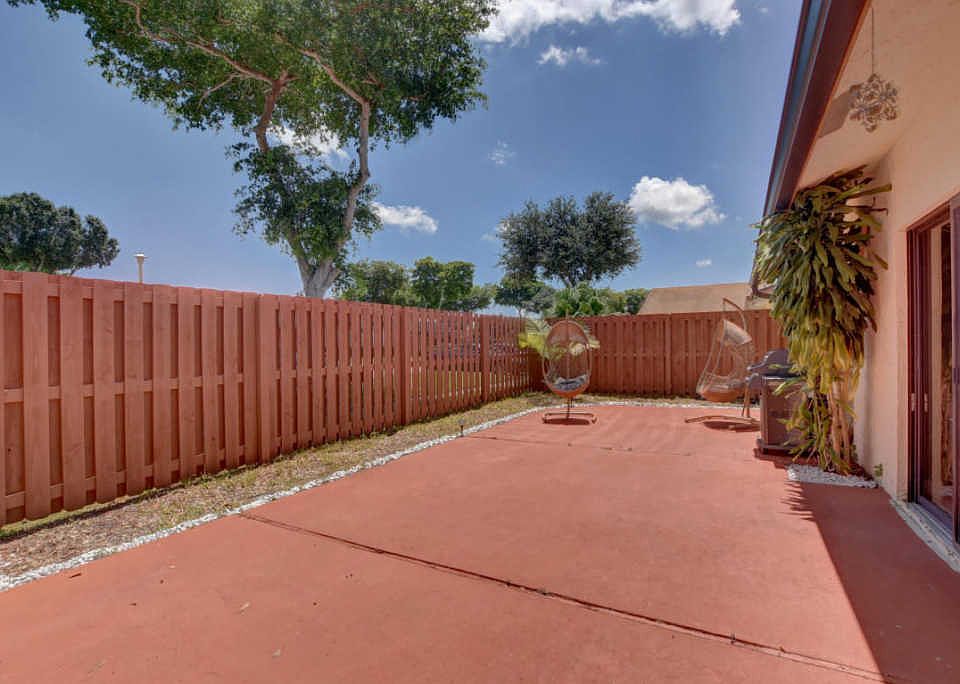 1st image of 1041 Summit Place Cir APT D