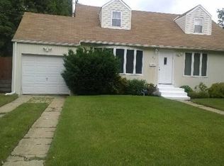 50 Eldorado Blvd, Plainview, NY 11803