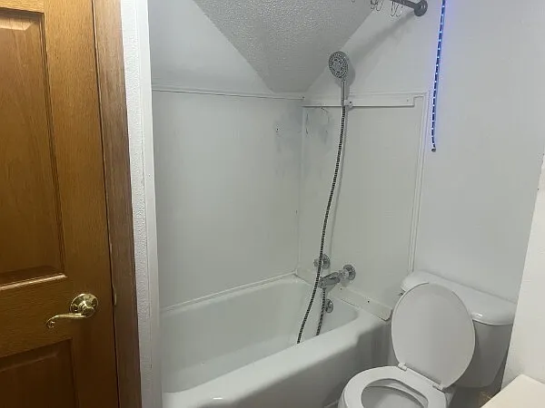 518 S Lucas Ave — Photo 7