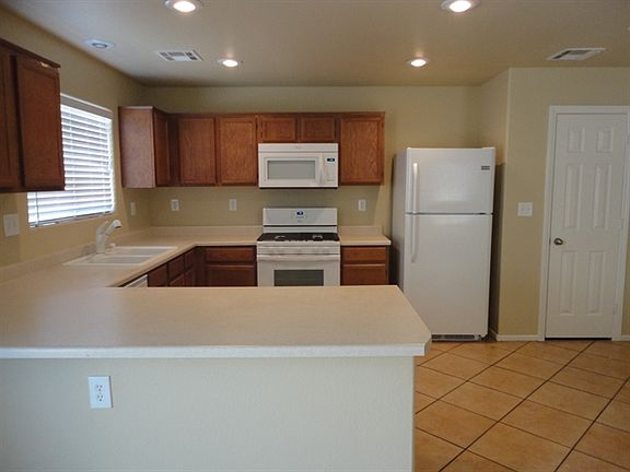 4th image of 7930 Homer Ct #0