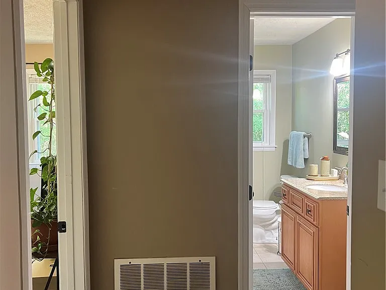 1526 Trevino Dr — Photo 8