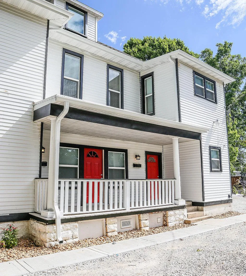 2 bed, 1200 sqft, $970 — Photo 1
