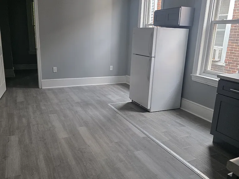 4542 N 19th St #2 — Photo 3