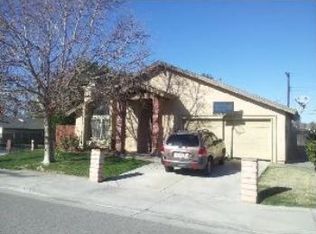 799 Kelly Ln, Riverside, CA 92501