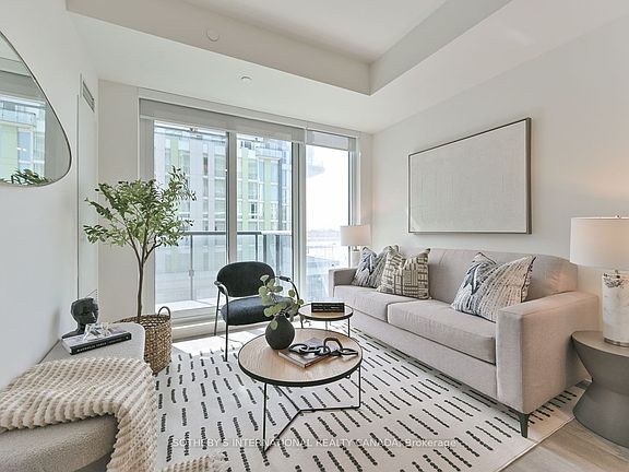 3rd image of 8119 Birchmount Rd #616