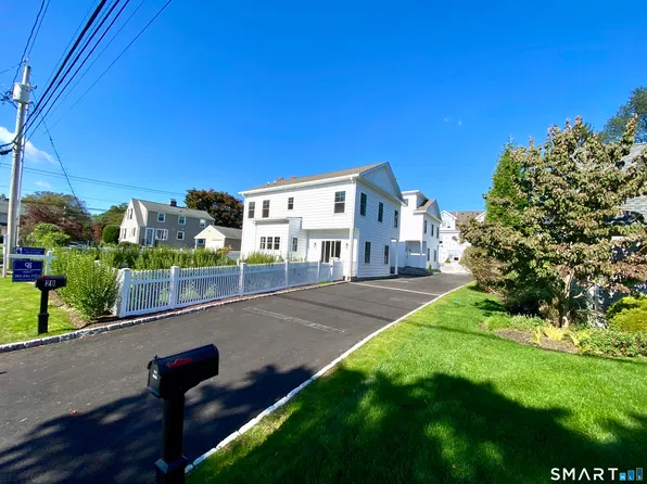 28 country Road #28, Fairfield, CT 06824