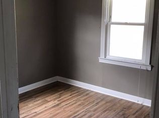 412 Ione Rd, Comfort, WV 25049