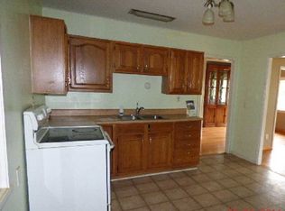 14 Greentree Dr S, Hyde Park, NY 12538