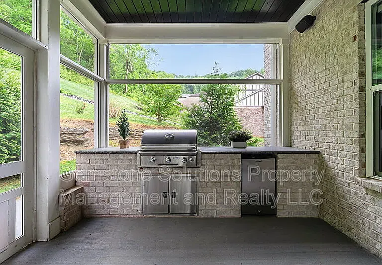 6343 Wildwood Dr — Photo 24