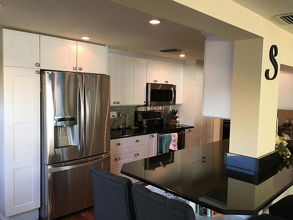 4th image of 5109 Sandalwood Dr