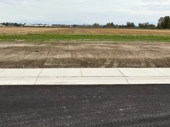 416 W 3rd Street, Everson, WA 98247