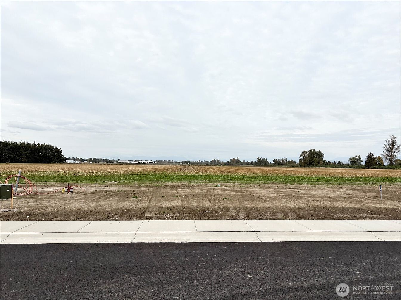 1st image of 404 W 3rd Street