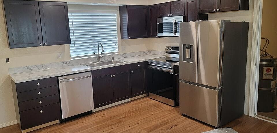1st image of 1910 Lexington Ave #2