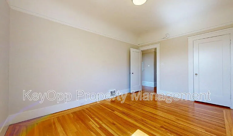 769 18th Ave — Photo 21