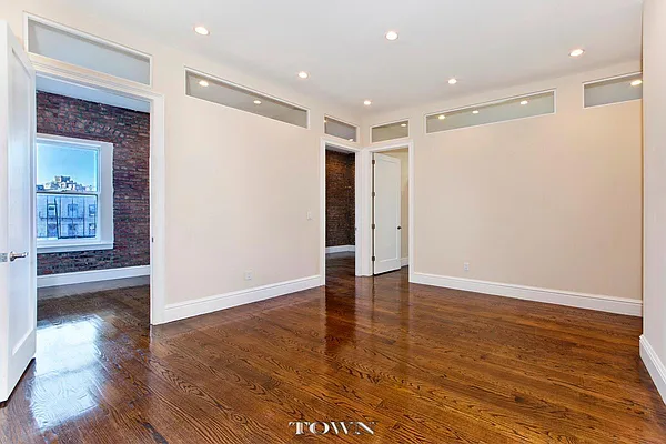 Rented by Town Residential | media 31