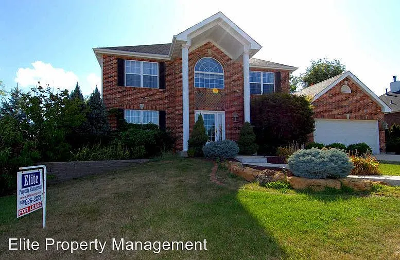735 Jacobs Crossing Dr photo 1