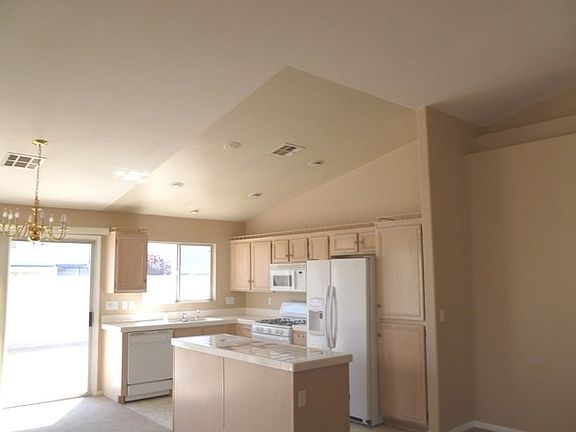 4th image of 9444 Silvaner Ct