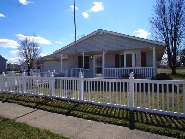 861 Hanford St, Geneseo, IL 61254