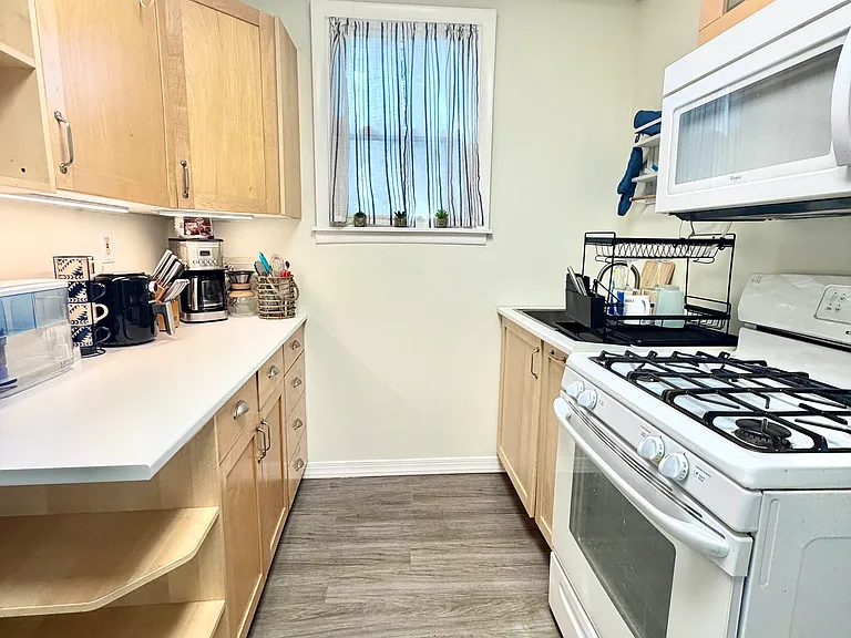 3202 Taylor Ave #B — Photo 8